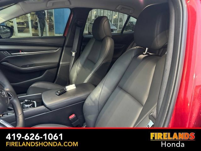Used 2025 MAZDA MAZDA3 s FWD image 13