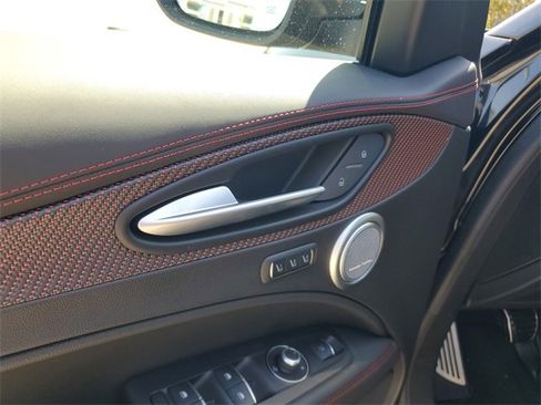 New 2024 Alfa Romeo Stelvio Quadrifoglio image 18