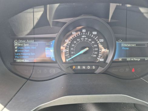 Certified 2022 Ford Edge SEL w/ Convenience Package AWD/4WD image 4