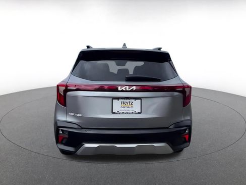 Used 2025 Kia Seltos S FWD image 12