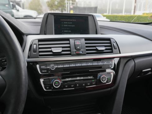 Used 2018 BMW 340i Sedan image 23