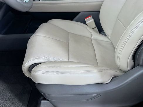 New 2024 Lincoln Navigator L Reserve image 19