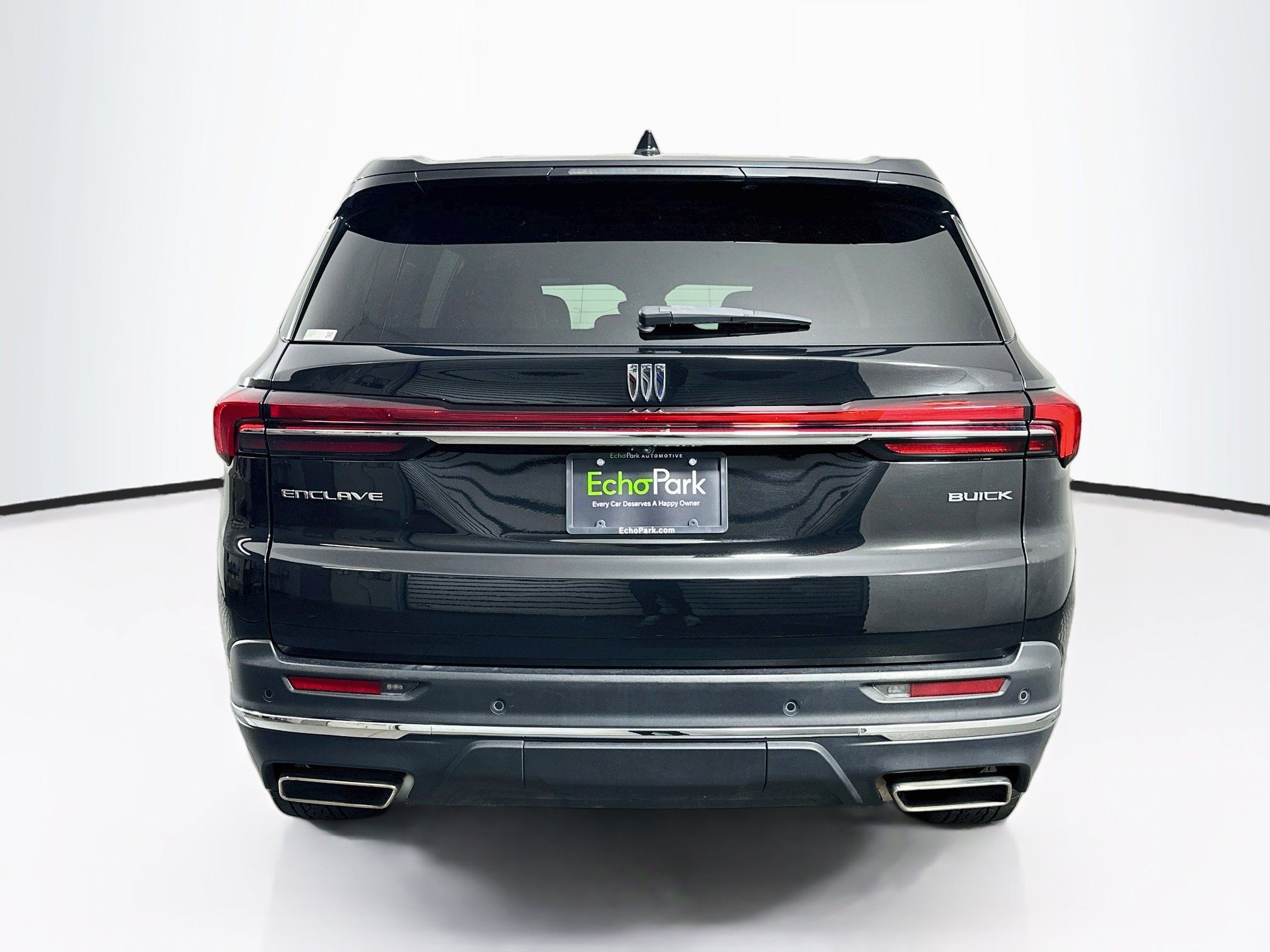 Used 2025 Buick Enclave Preferred FWD image 7