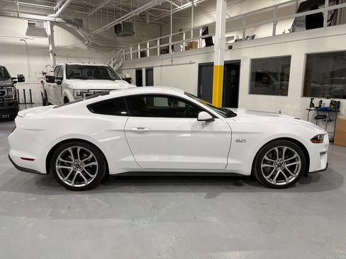 Used 2021 Ford Mustang GT Premium image 8