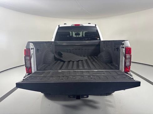 Used 2022 Ford F250 Lariat w/ Lariat Value Package image 7