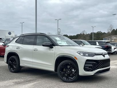New 2026 Volkswagen Tiguan SE R-Line