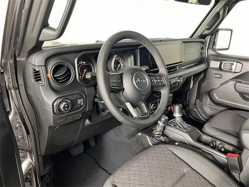 New 2025 Jeep Gladiator Mojave w/ Steel Bumper Group image 2