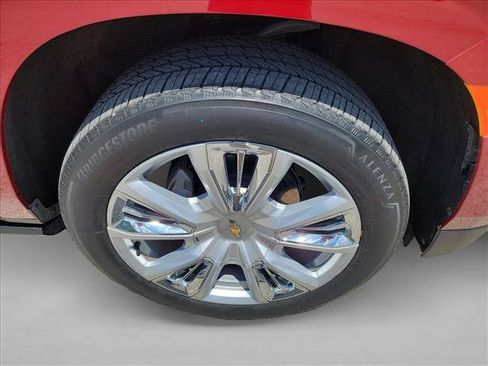 Used 2022 Chevrolet Tahoe High Country w/ Premium Package AWD/4WD image 10