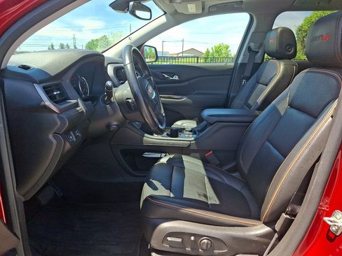 Used 2021 GMC Acadia AT4 w/ Preferred Package AWD/4WD image 12