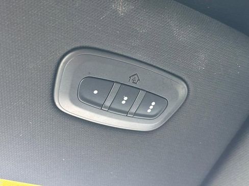 Used 2021 RAM 1500 Big Horn AWD/4WD image 25