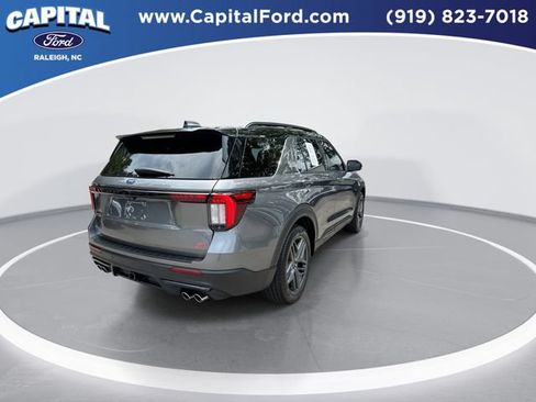 Certified 2025 Ford Explorer ST w/ Sun And Sound Package AWD/4WD image 8
