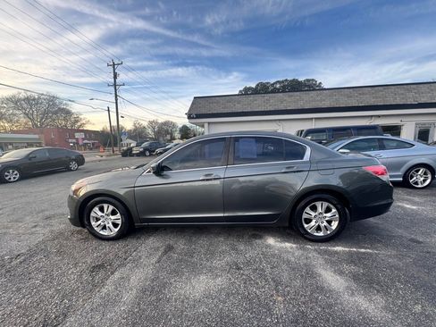 Used 2008 Honda Accord LX-P image 2