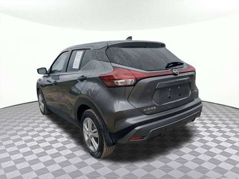 Used 2021 Nissan Kicks S FWD image 5