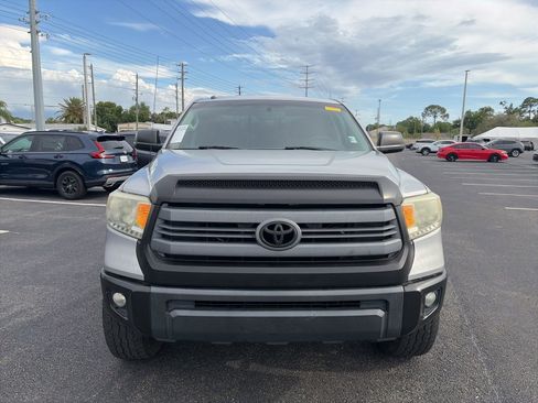 Used 2014 Toyota Tundra SR5 w/ SR5 Upgrade Package image 2