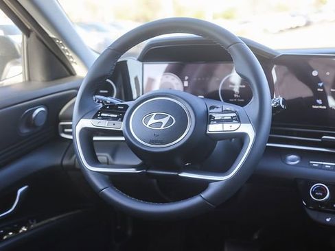 New 2026 Hyundai Elantra Limited FWD image 17