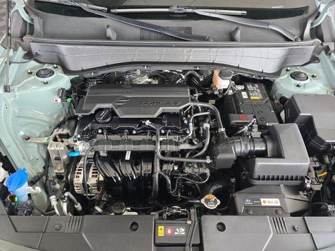 Used 2025 Hyundai Kona SEL AWD/4WD image 9
