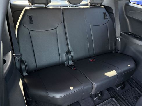 Used 2025 Toyota Sienna XSE w/ XSE Plus Package image 26