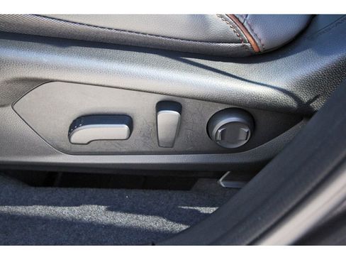 Used 2025 Subaru Forester Sport image 29