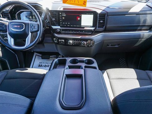 Used 2024 GMC Sierra 1500 SLE w/ Max Trailering Package image 13