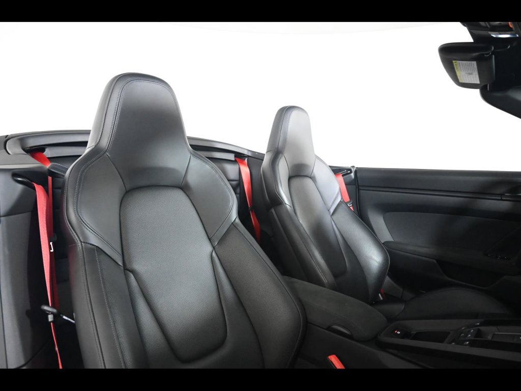 Used 2023 Porsche 911 Carrera GTS RWD image 18