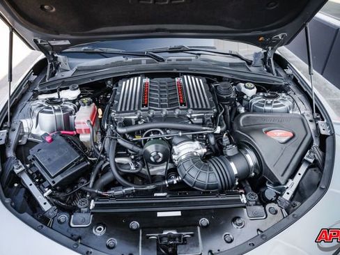 Used 2020 Chevrolet Camaro SS RWD image 2