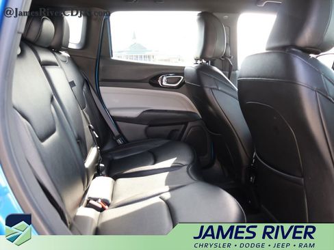 Used 2024 Jeep Compass Limited image 12