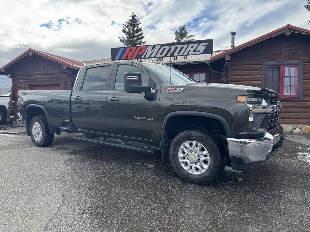 Used 2022 Chevrolet Silverado 3500 LT w/ All Star Edition AWD/4WD image 2
