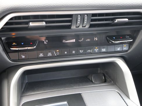 Used 2024 MAZDA CX-90 Plug-In Hybrid w/ Preferred AWD/4WD image 23