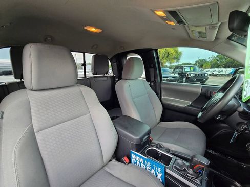 Used 2020 Toyota Tacoma SR w/ SX Package AWD/4WD image 47