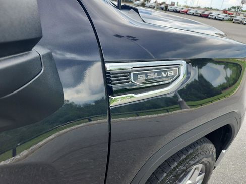 Used 2022 GMC Sierra 1500 SLT AWD/4WD image 8