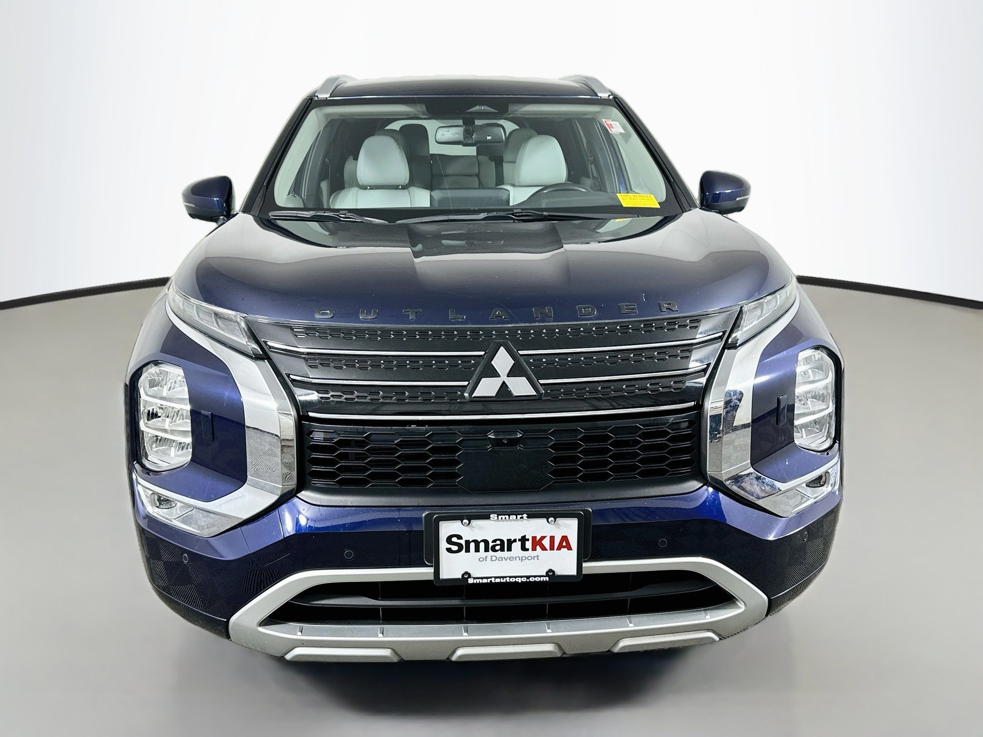 Used 2024 Mitsubishi Outlander SEL AWD/4WD image 2