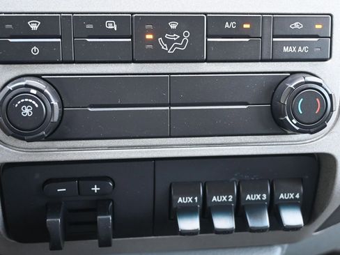 Used 2013 Ford F450 XLT image 21