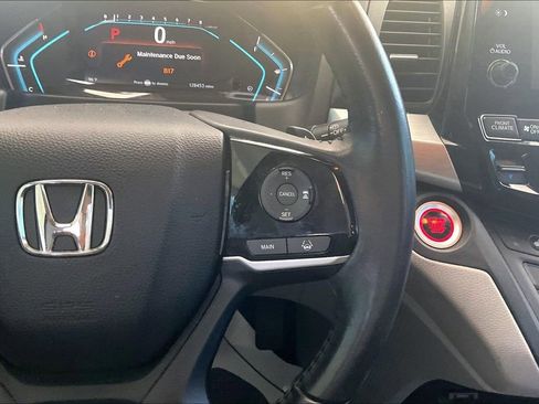 Used 2018 Honda Odyssey EX-L image 19