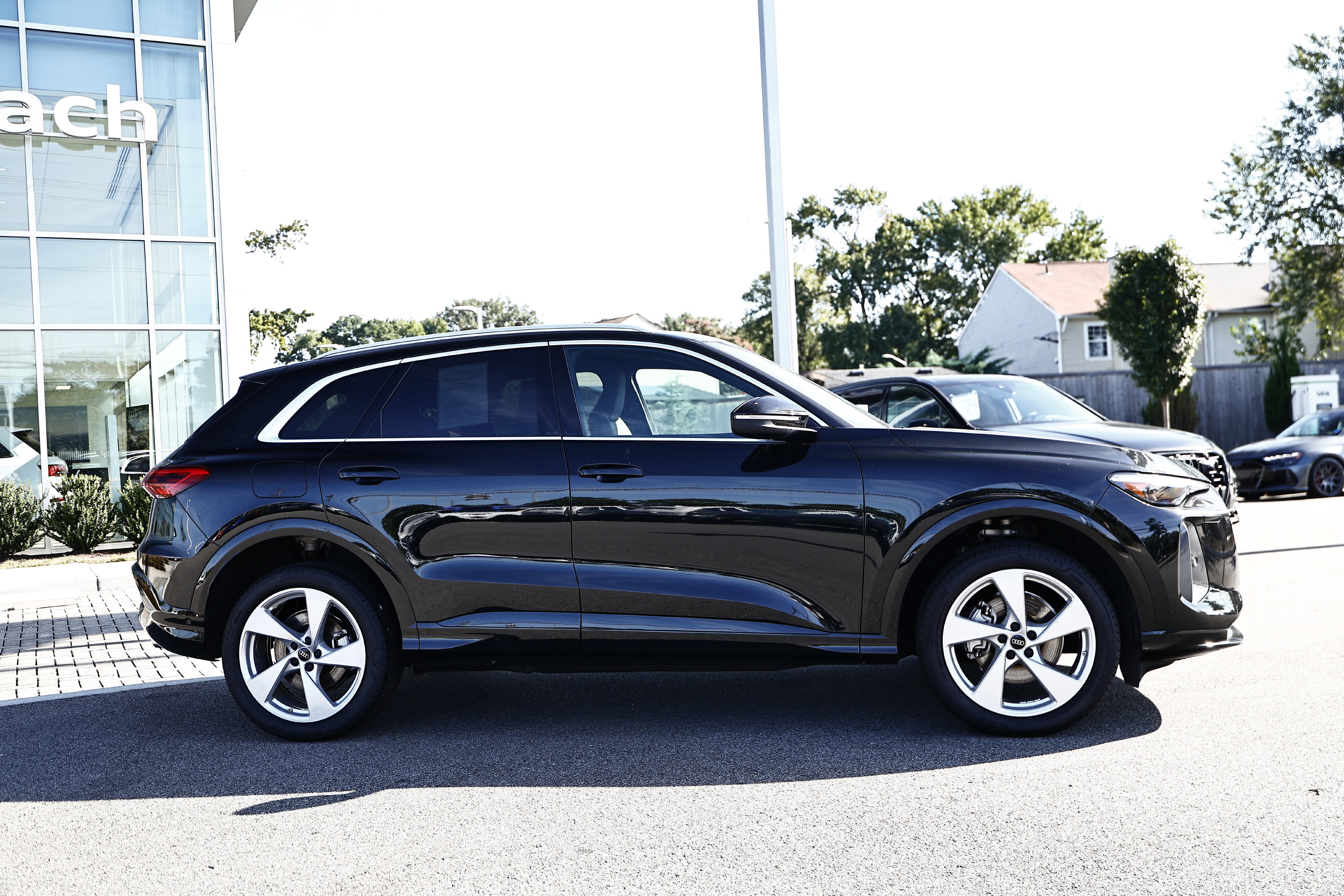 Certified 2025 Audi Q5 Premium Plus w/ Premium Plus AWD/4WD image 4