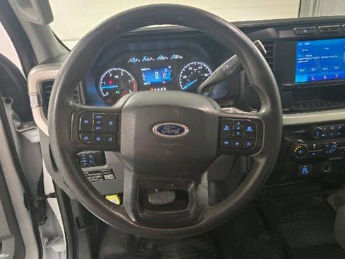 Used 2023 Ford F250 XL w/ FX4 Off-Road Package AWD/4WD image 14