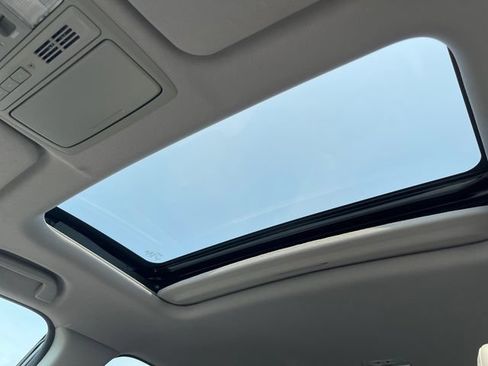 Used 2017 Honda CR-V EX-L image 11