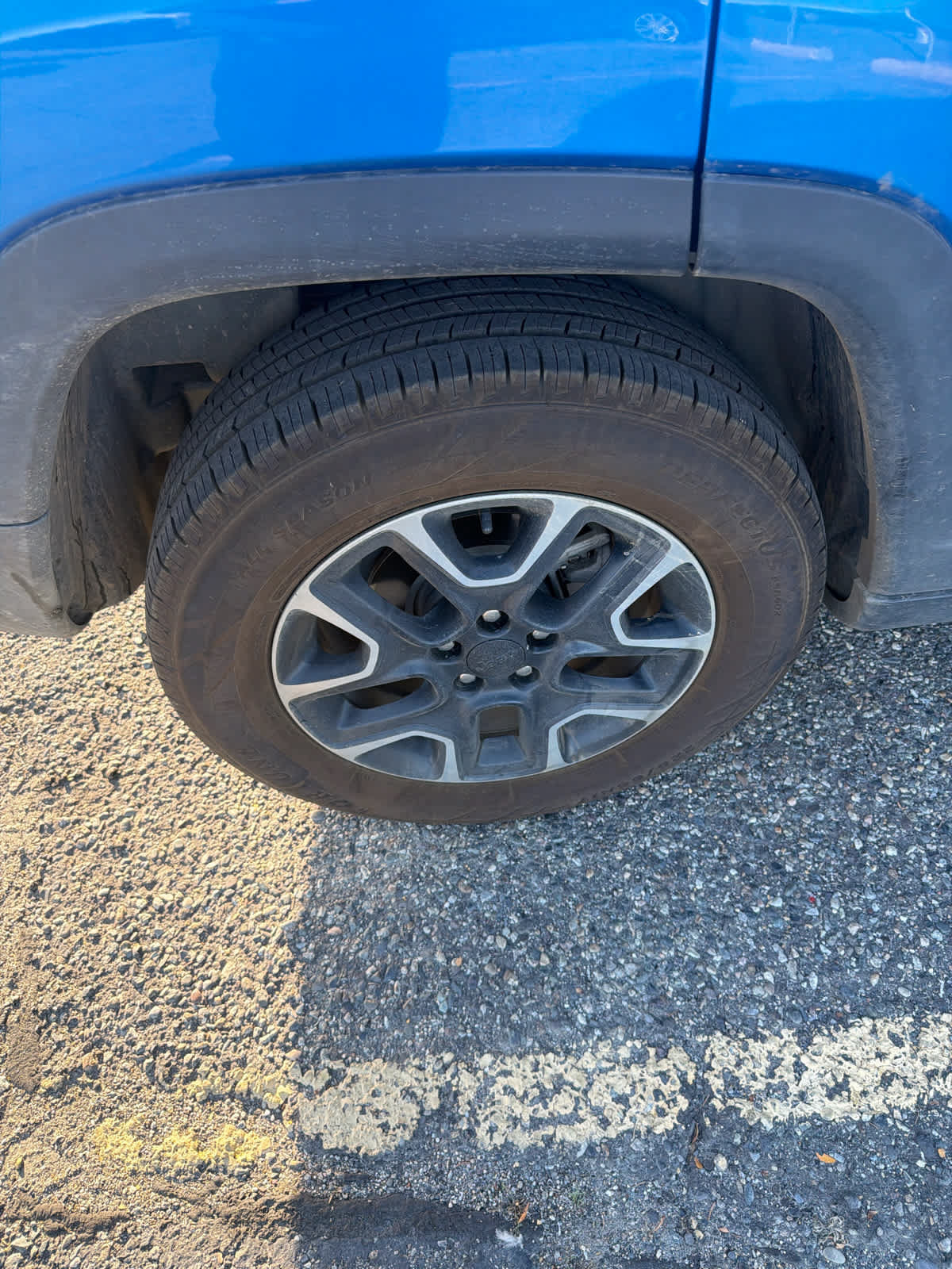 Used 2019 Jeep Compass Trailhawk w/ Cold Weather Group AWD/4WD image 5