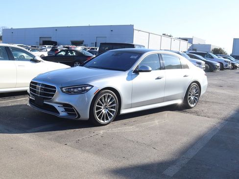 Used 2021 Mercedes-Benz S 580 S 580 image 7