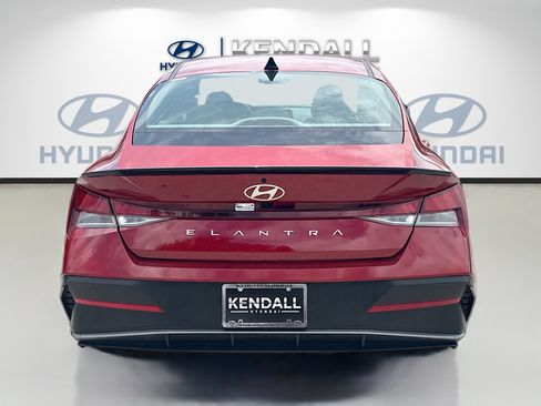 Certified 2026 Hyundai Elantra Sport FWD image 5