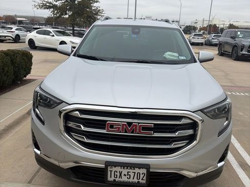 Used 2020 GMC Terrain SLT image 8