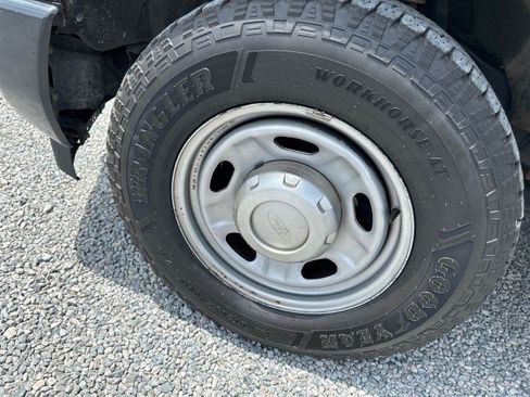 Used 2019 Ford F250 XL w/ Power Equipment Group RWD image 16