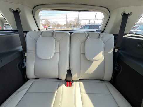 New 2026 Lincoln Aviator AWD image 19