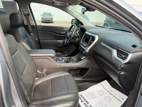 Used 2023 GMC Acadia SLT w/ Preferred Package AWD/4WD image 20