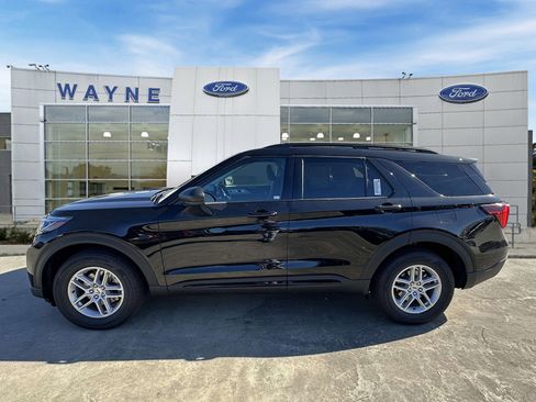 New 2026 Ford Explorer Active image 5