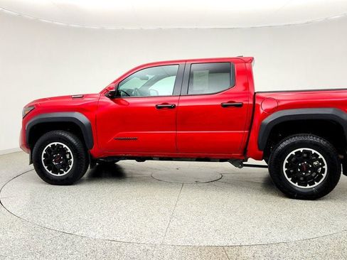 Used 2024 Toyota Tacoma TRD Off-Road w/ TRD Off Road Upgrade Package AWD/4WD image 8