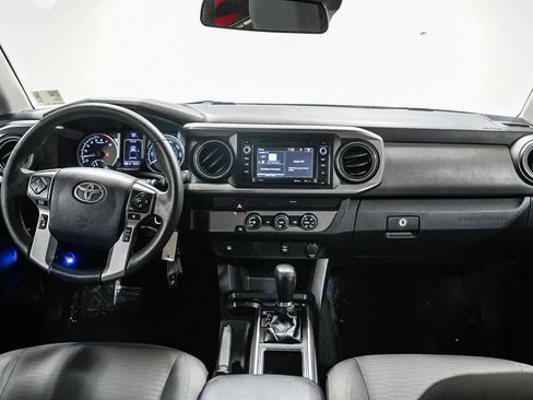 Certified 2019 Toyota Tacoma SR5 RWD image 15