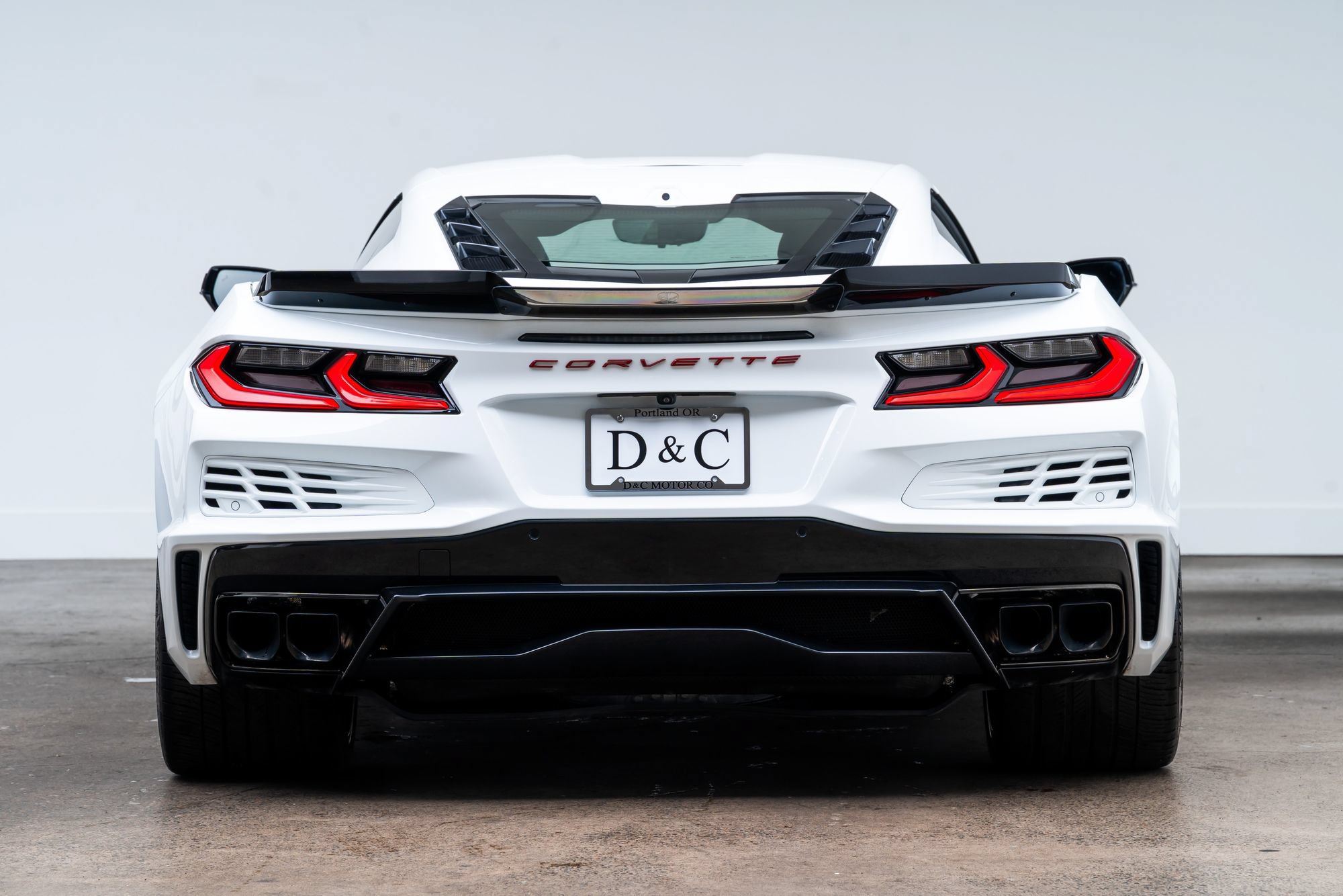 Used 2025 Chevrolet Corvette E-Ray AWD/4WD image 7