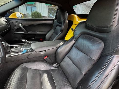Used 2013 Chevrolet Corvette Convertible RWD image 22