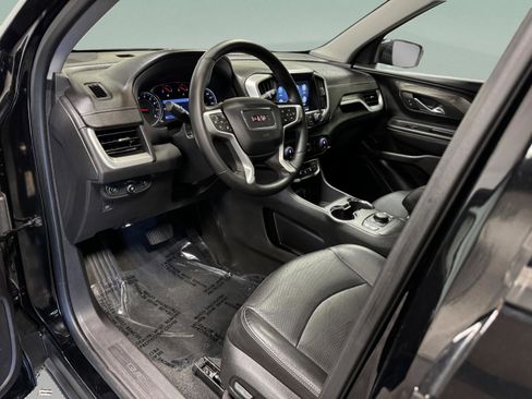 Used 2024 GMC Terrain SLT image 10