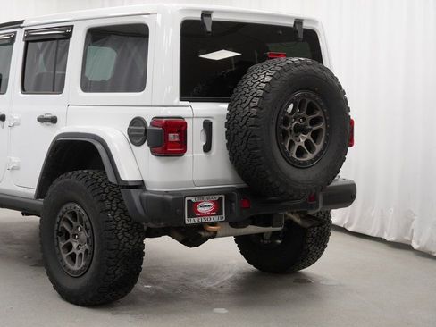 Certified 2021 Jeep Wrangler Unlimited Rubicon w/ Xtreme Recon 35" Tire Package image 14